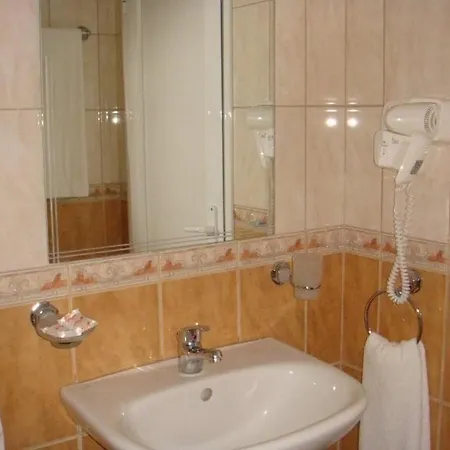 Bah Holidays Aparthotel 3*