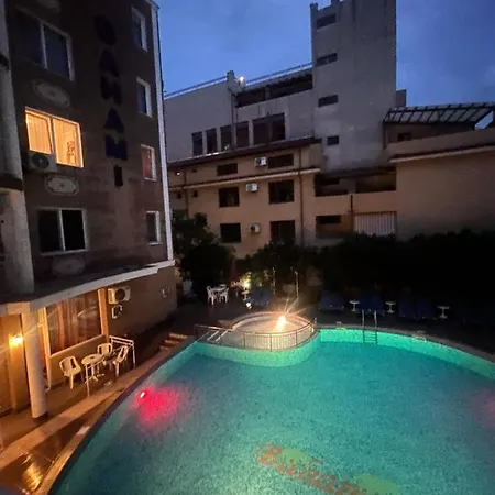 Bah Holidays Aparthotel 3*